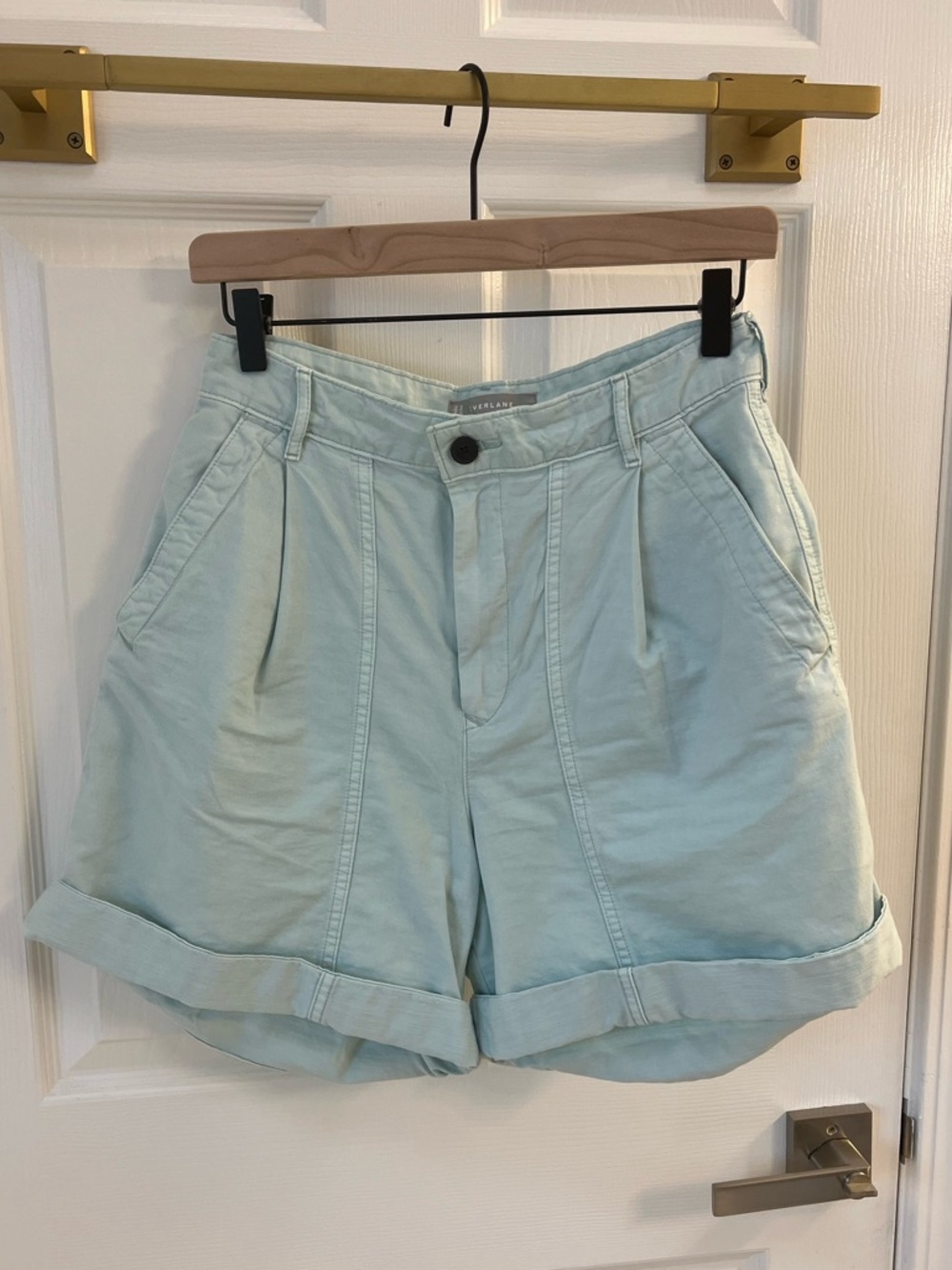 Everlane organic cotton shorts light blue size 4